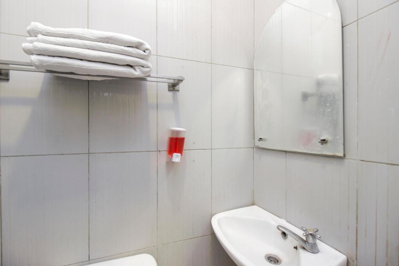 Hotel Reddoorz Near Bethesda Manado