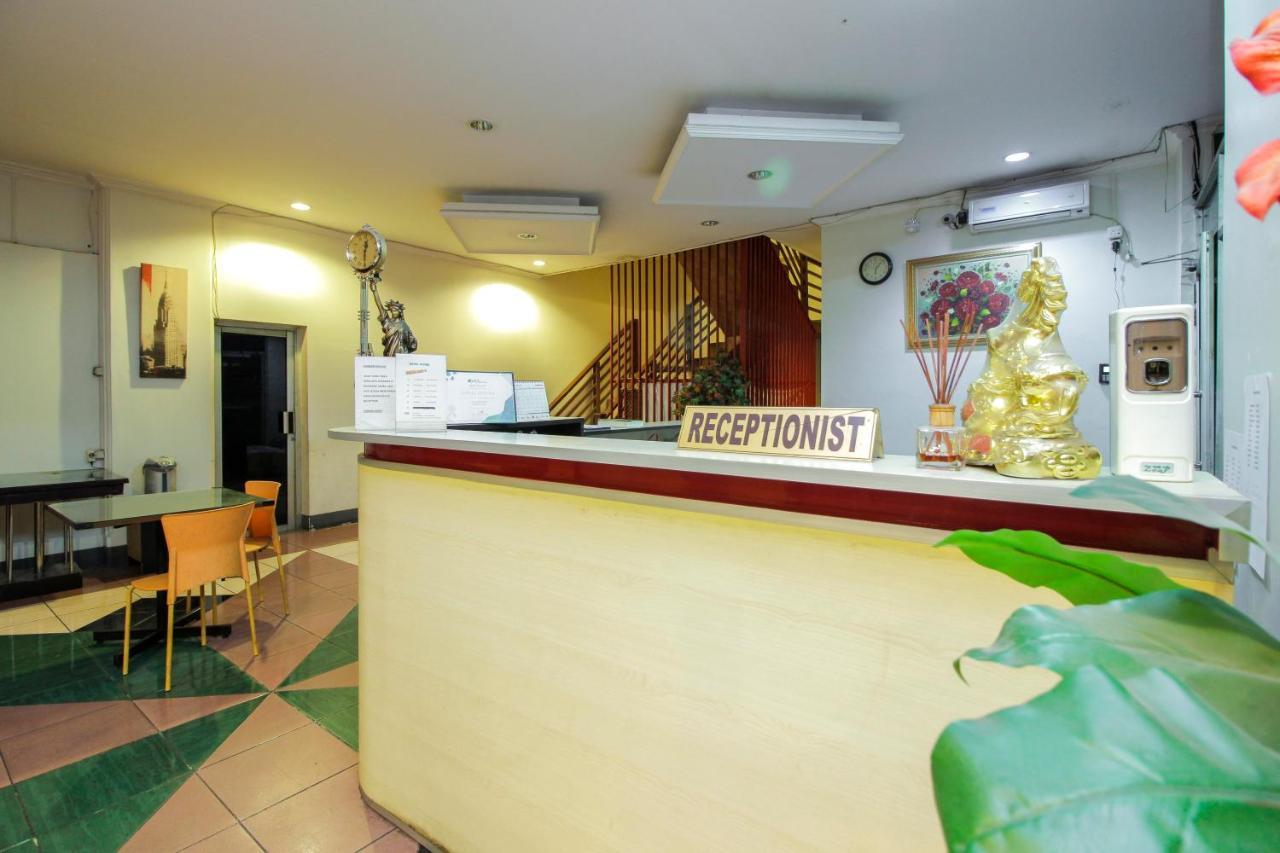 Reddoorz Near Bethesda Hotel Manado