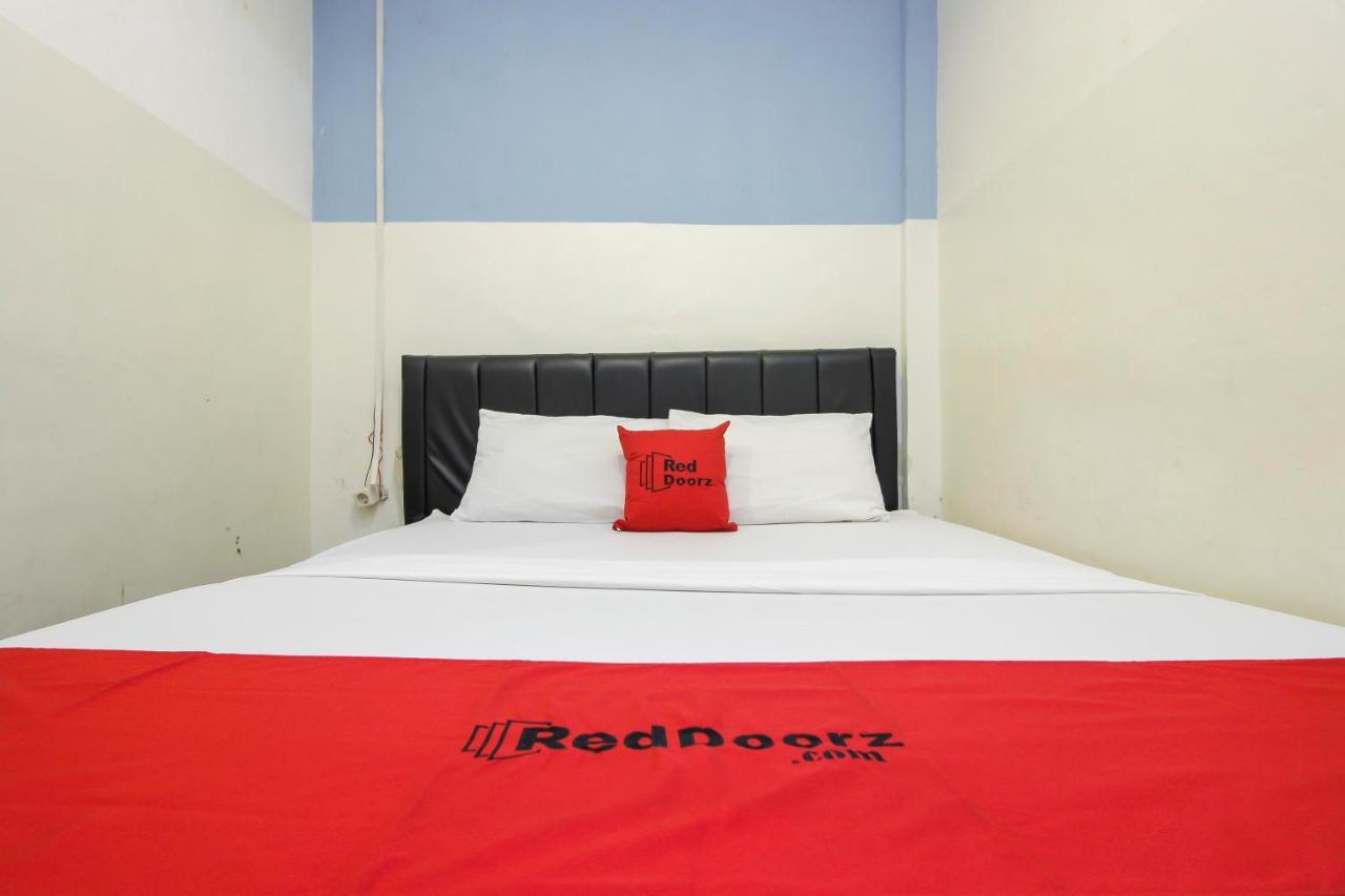 Hotel Reddoorz Near Bethesda